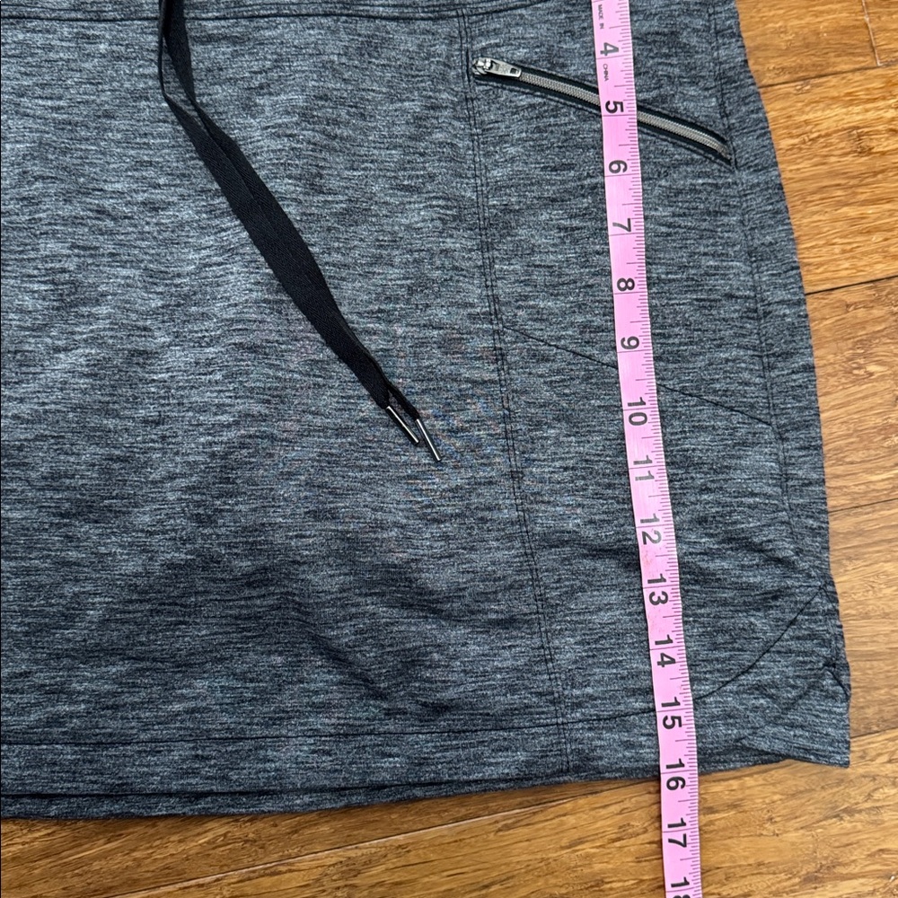 Athleta Metro Skort in heather gray M - Picture 9 of 9